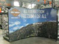 2017-stand-harley-davidson.JPG